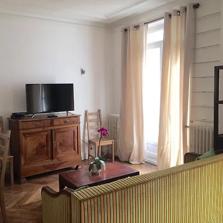 Apartament Saint Michel Free Parking