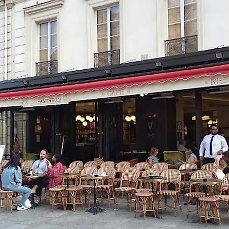 Apartament Saint Michel Free Parking