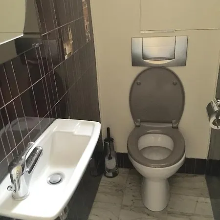 Saint Michel Free Parking